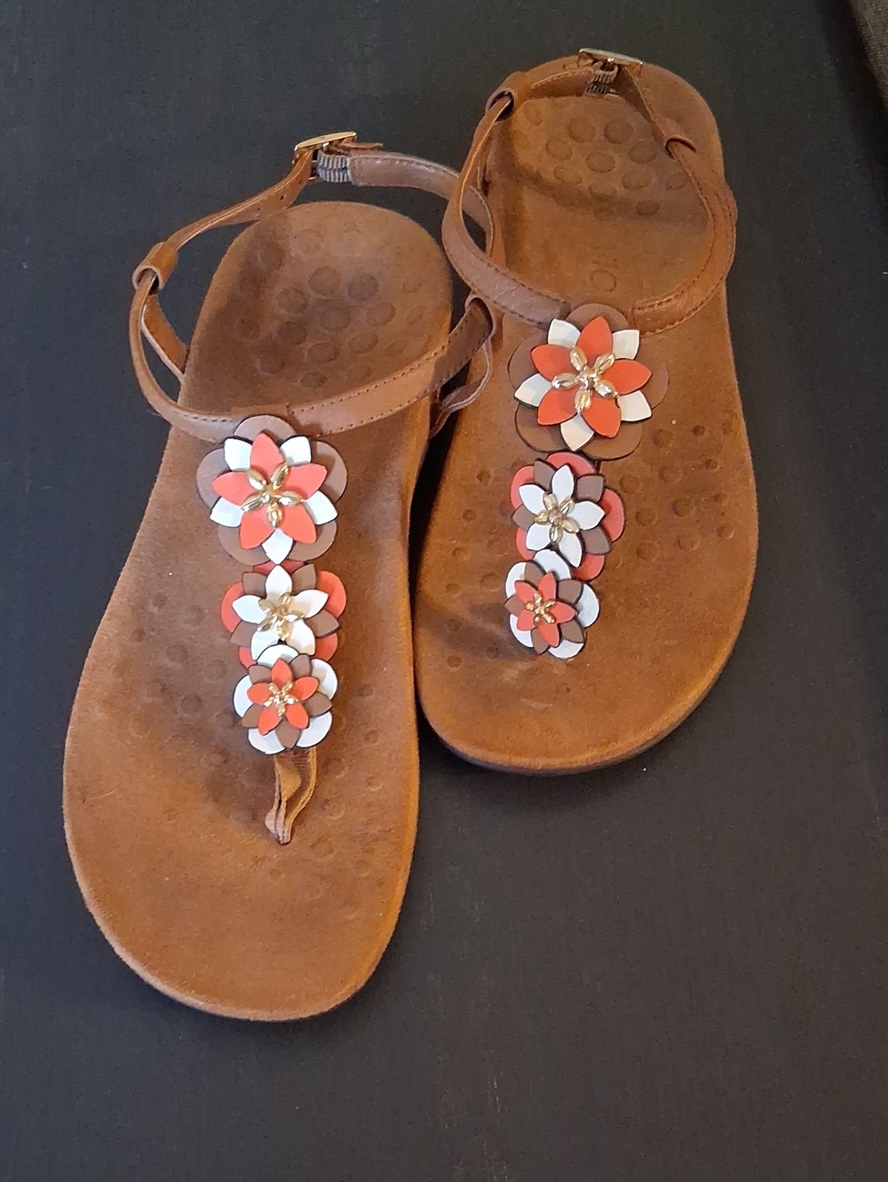 Vionic Brown Paulie T-Strap Sandals with Coral and White Floral Accents